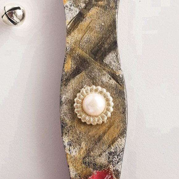 Magnet Red poinsettia Handmade painted - Picture 7 of 10